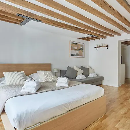 Apartment Charming Center Of By Prestige