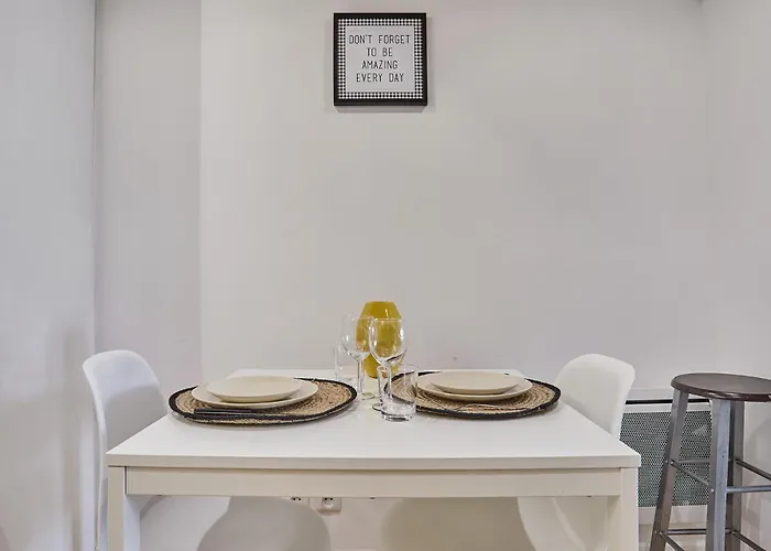 Apartman Charming Center Of By Prestige